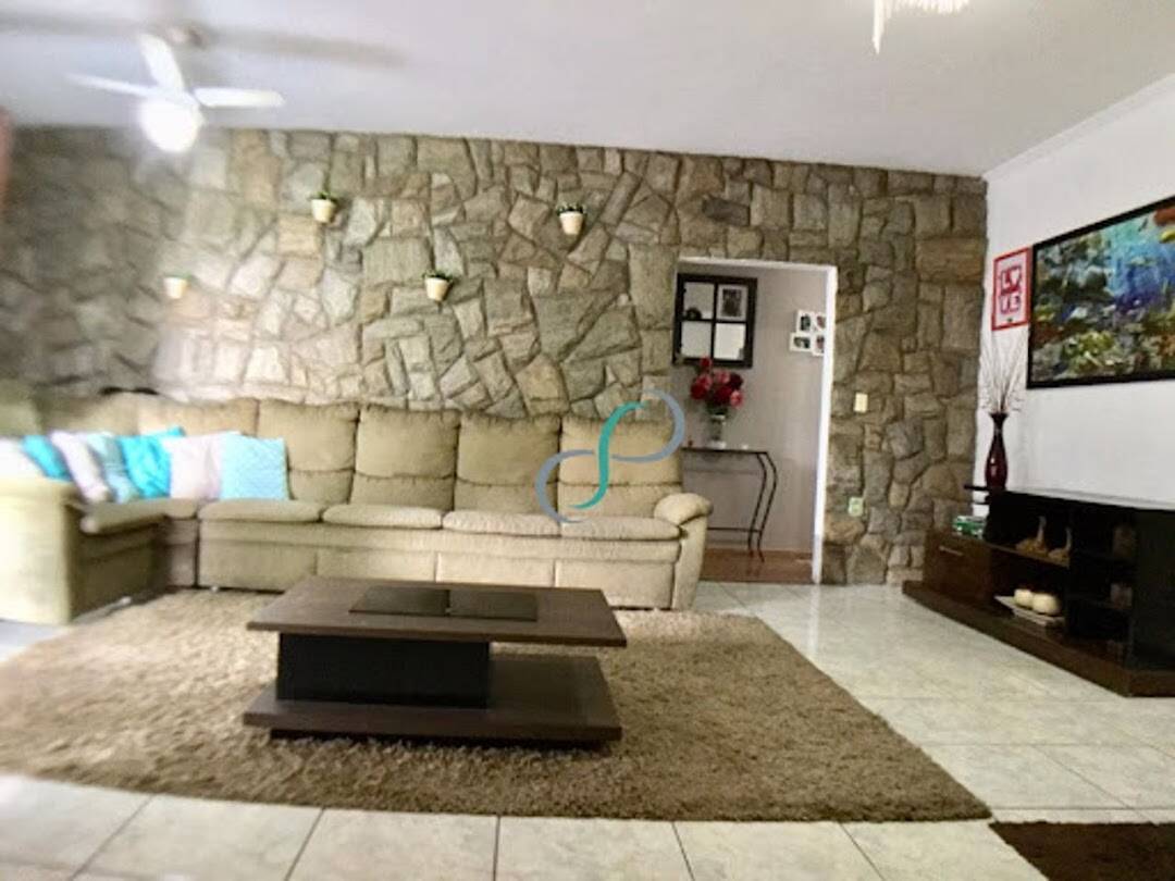 Casa, 3 quartos, 263 m² - Foto 11