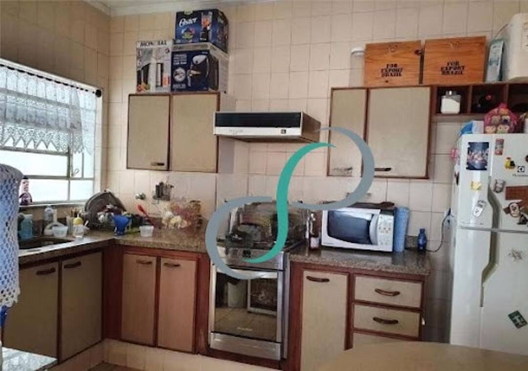Casa, 3 quartos, 242 m² - Foto 4