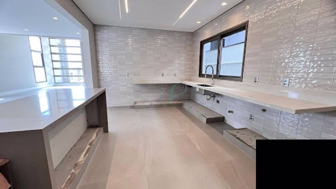 Casa, 4 quartos, 351 m² - Foto 18