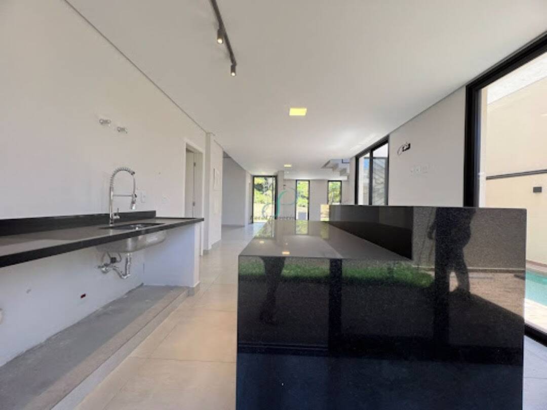 Casa, 3 quartos, 234 m² - Foto 22