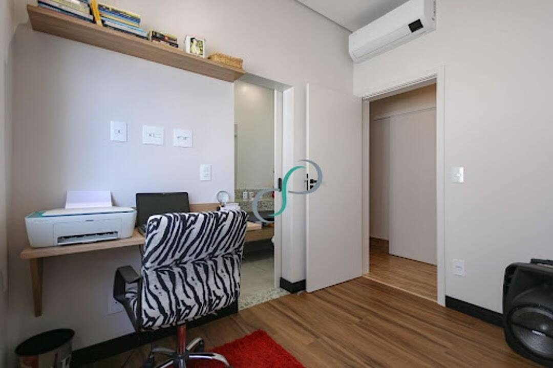 Casa, 4 quartos, 252 m² - Foto 8