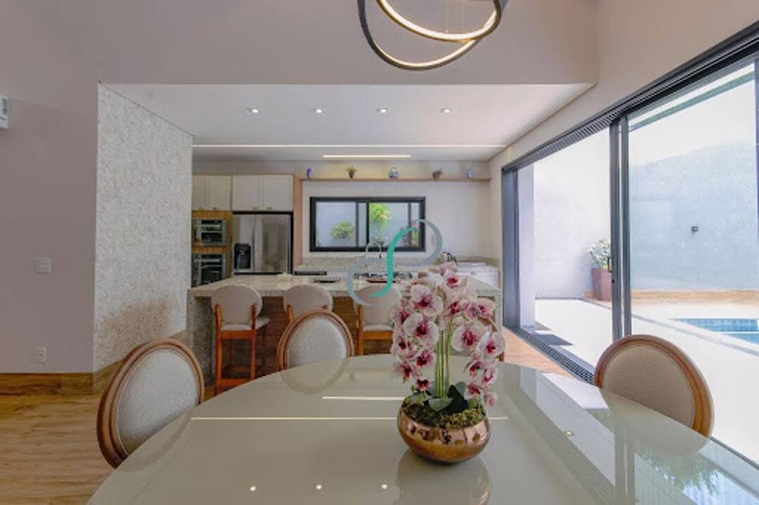 Casa, 4 quartos, 252 m² - Foto 37