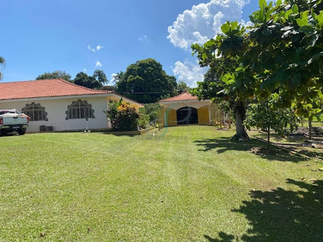 Casa, 4 quartos, 376 m² - Foto 1