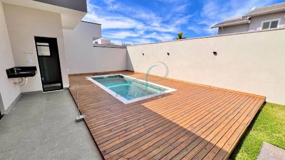 Casa, 3 quartos, 204 m² - Foto 1