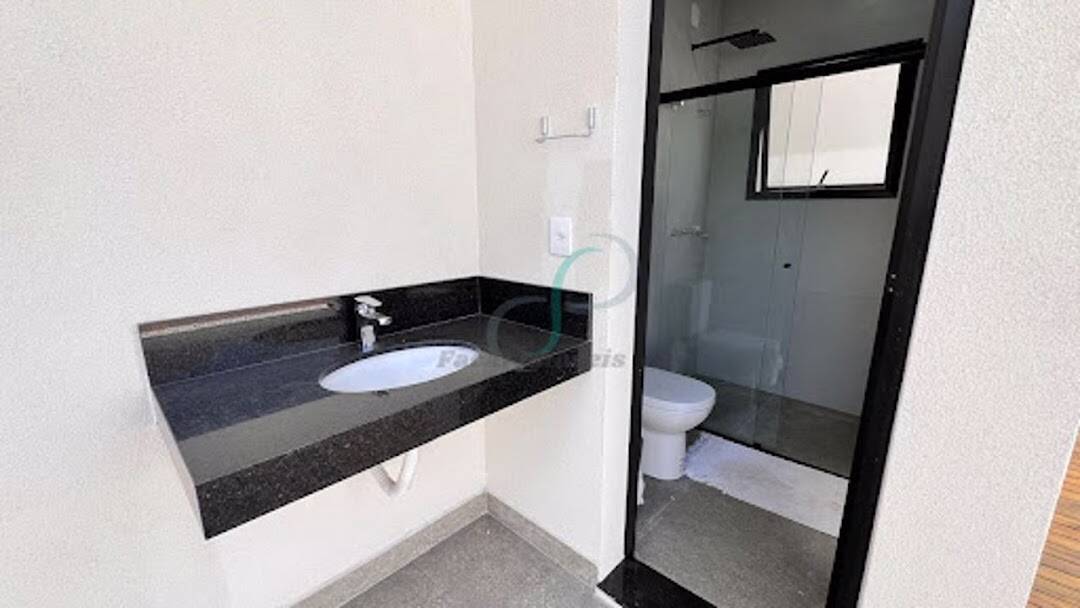 Casa, 3 quartos, 204 m² - Foto 24