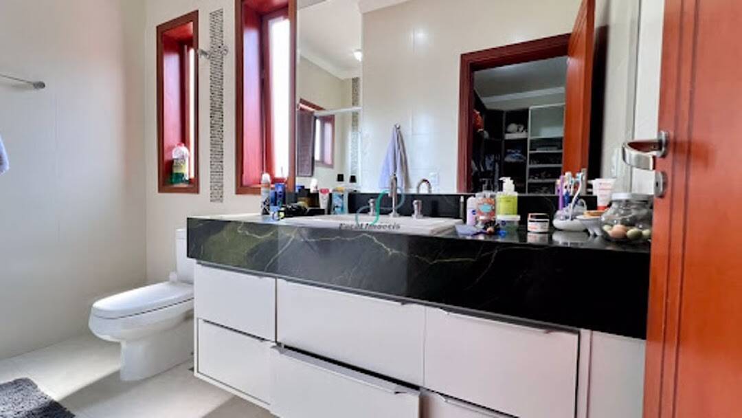 Casa, 4 quartos, 270 m² - Foto 23