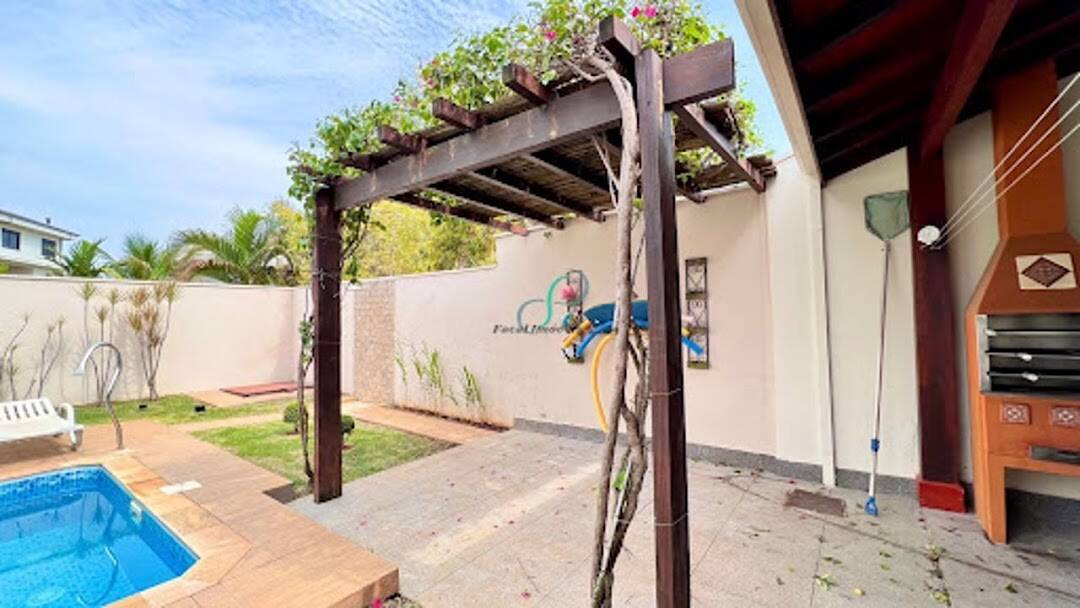Casa, 4 quartos, 270 m² - Foto 34
