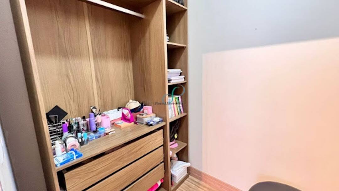 Casa, 4 quartos, 270 m² - Foto 17