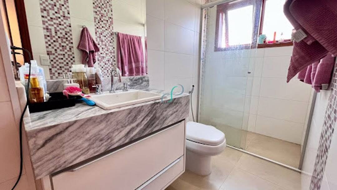 Casa, 4 quartos, 270 m² - Foto 22