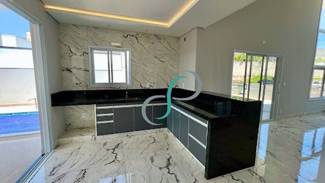 Casa, 4 quartos, 210 m² - Foto 4