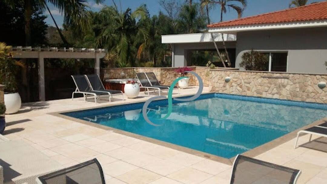 Casa, 6 quartos, 1150 m² - Foto 1