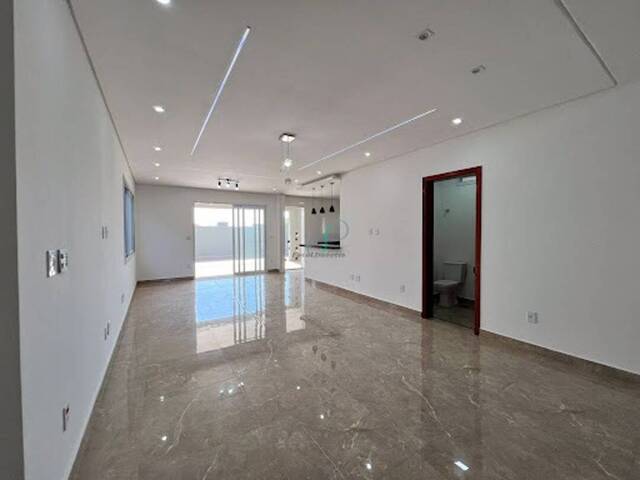 Casa para Venda em Valinhos - 3