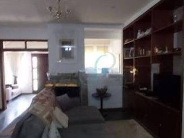 Casa para Venda em Valinhos - 3