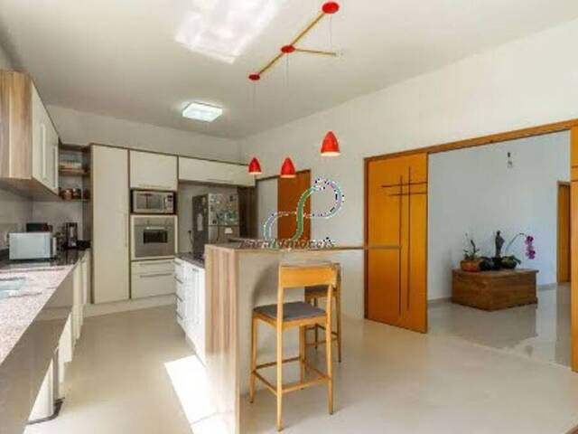 Casa para Venda em Valinhos - 2