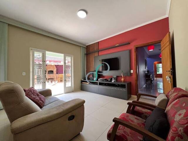 Casa para Venda em Valinhos - 3