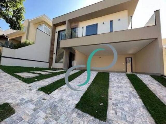 Casa para Venda em Valinhos - 2