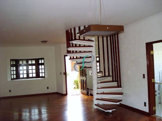 #CA0375 - Casa para Venda em Vinhedo - SP