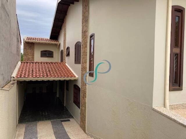 Casa para Venda em Valinhos - 3