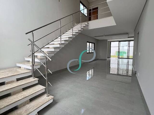 Casa para Venda em Valinhos - 4