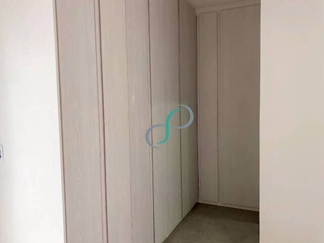 Casa para Venda em Valinhos - 2