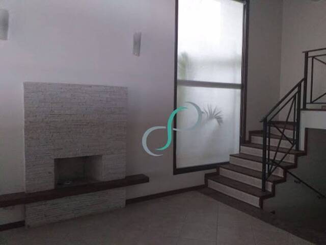 Casa para Venda em Valinhos - 2