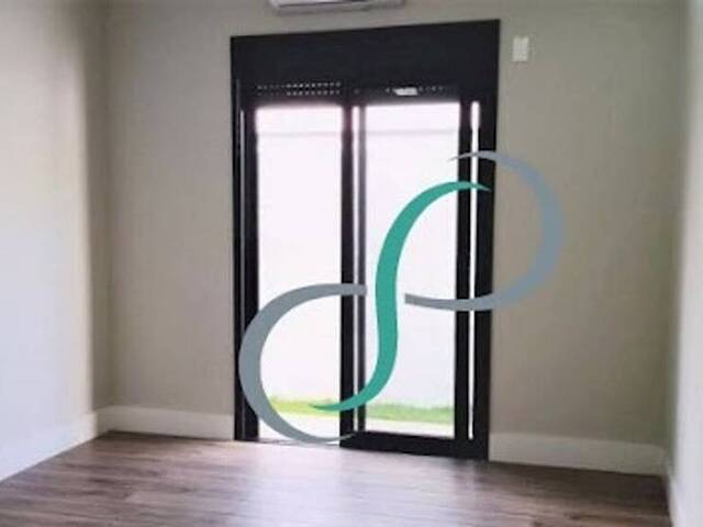 Casa para Venda em Valinhos - 3