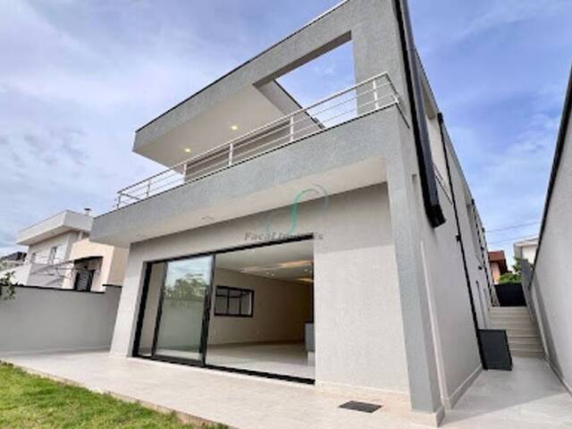 Casa para Venda em Valinhos - 3