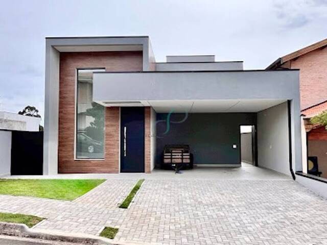 Casa para Venda em Valinhos - 2