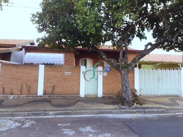 Casa para Venda em Valinhos - 2