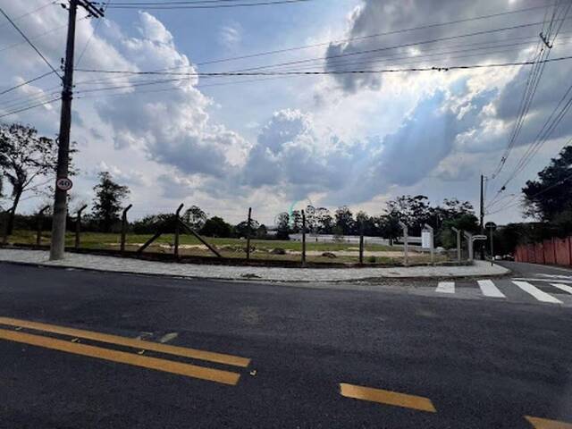 Área para Venda em Valinhos - 4