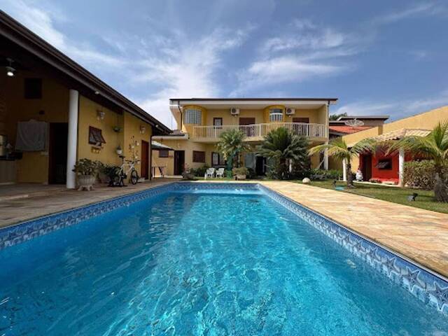 Casa para Venda em Valinhos - 2