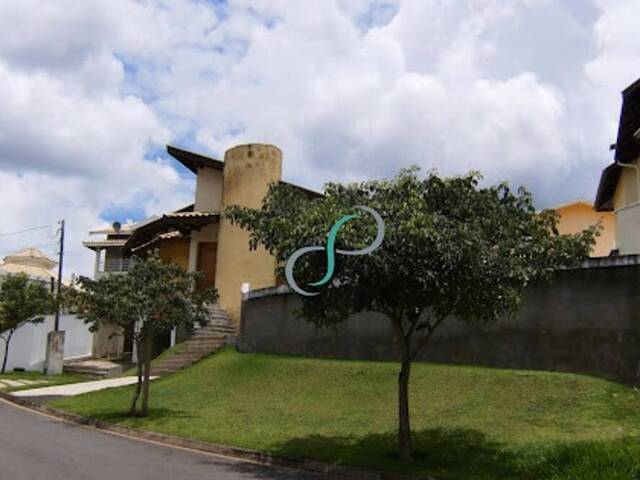 Casa para Venda em Valinhos - 2