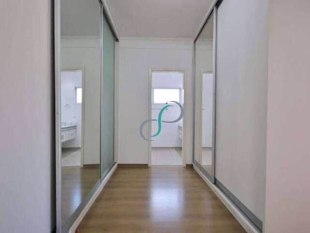 Casa para Venda em Valinhos - 2