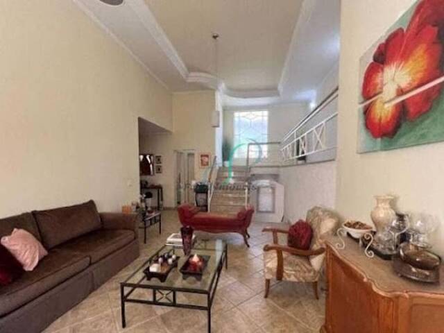 Casa para Venda em Valinhos - 3