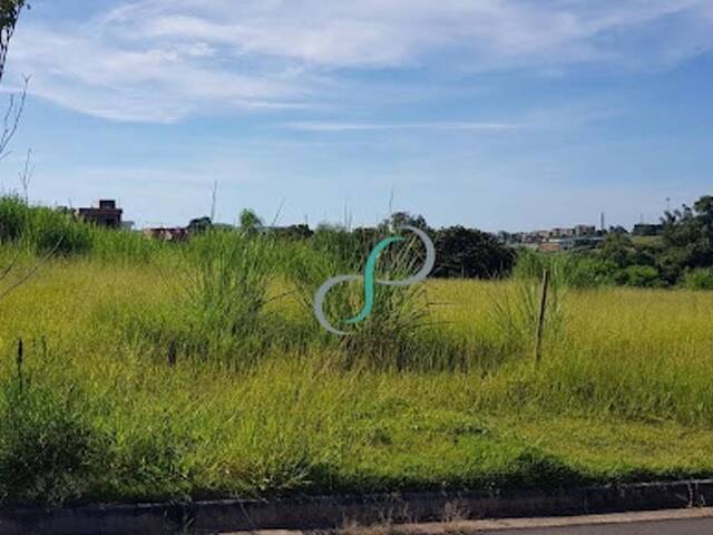 Terreno para Venda em Valinhos - 2