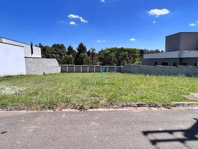 Terreno para Venda em Valinhos - 2