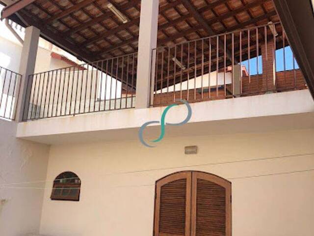 Casa para Venda em Valinhos - 2