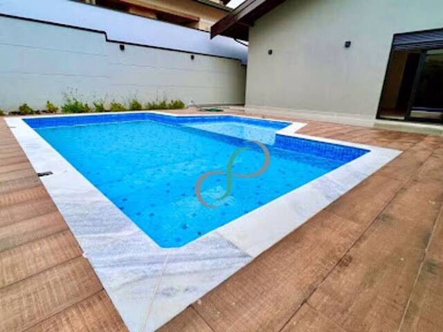 Casa para Venda em Valinhos - 3