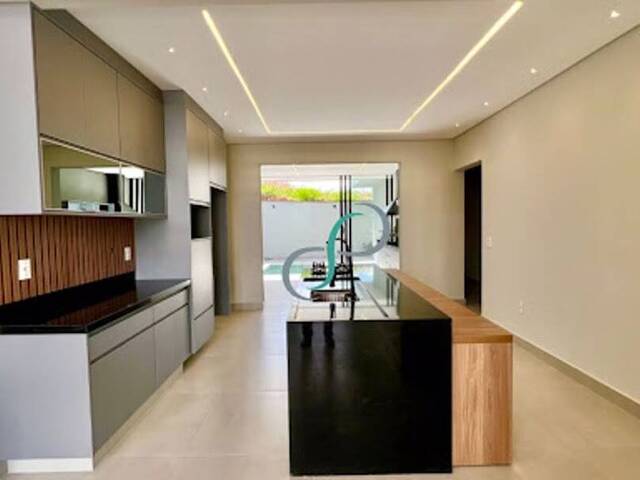 Casa para Venda em Valinhos - 4