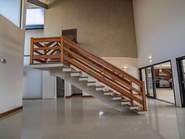 Casa para Venda em Valinhos - 4