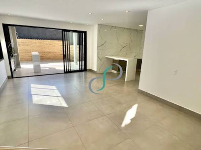 Casa para Venda em Valinhos - 4