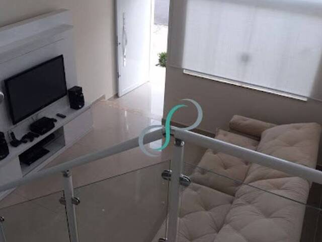 #CA0489 - Casa para Venda em Valinhos - SP