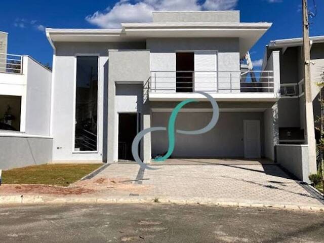 #CA0496 - Casa para Venda em Valinhos - SP