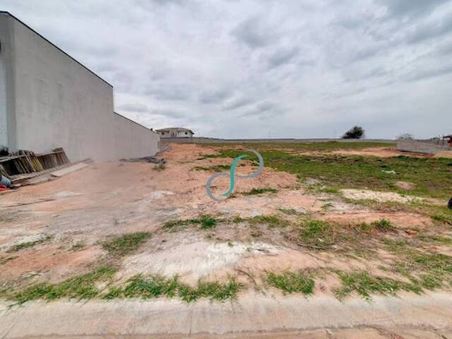 Terreno para Venda em Valinhos - 2