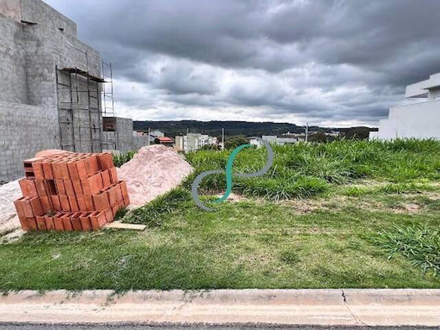 Terreno para Venda em Valinhos - 2