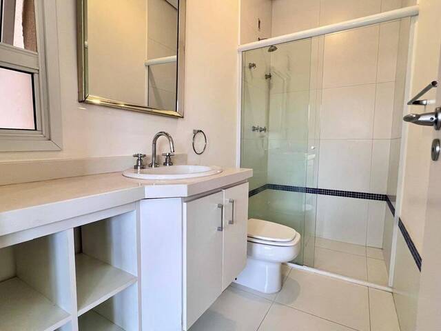 Sobrado para Venda em Valinhos - 3