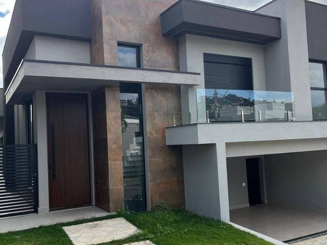 #CA0511 - Casa para Venda em Valinhos - SP