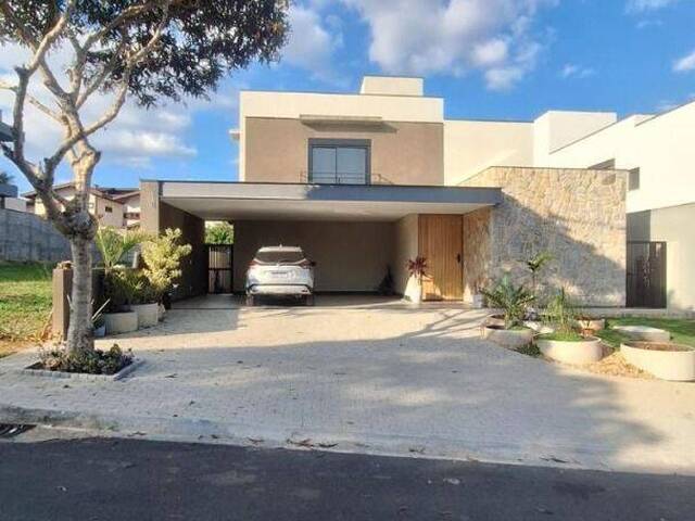 Casa para Venda em Valinhos - 2