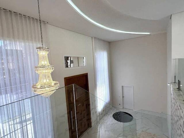 #CA0526 - Casa para Venda em Valinhos - SP