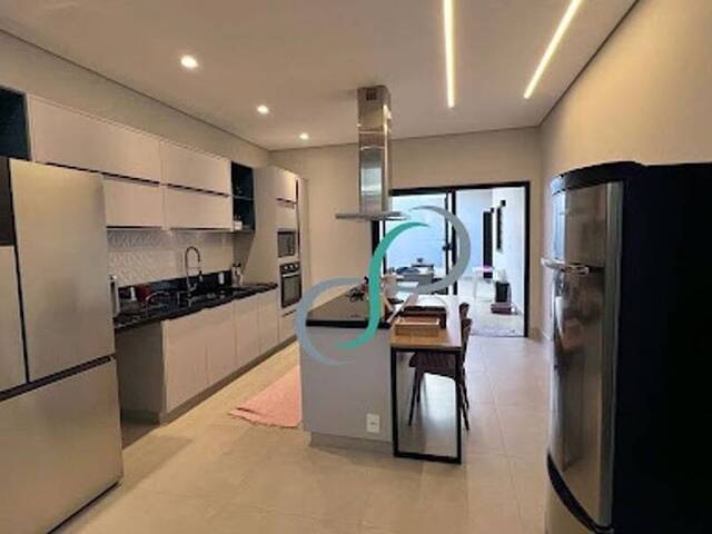 Casa para Venda em Valinhos - 4